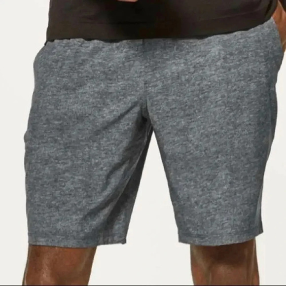 Lululemon Pace Breaker Grit Cycle Shorts Gray Size Large - Picture 1 of 6